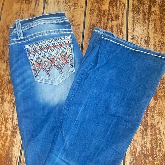 Miss Me Mid-Rise Flare 30*34 - Picture 7 of 10